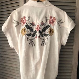😍Embroidered Oversized Button-up Shirt😍
